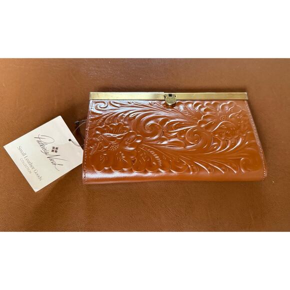 Patricia Nash Handbags - Patricia Nash Women's CAUCHY Wallet Italian Brown Leather Gold Clasp NWT